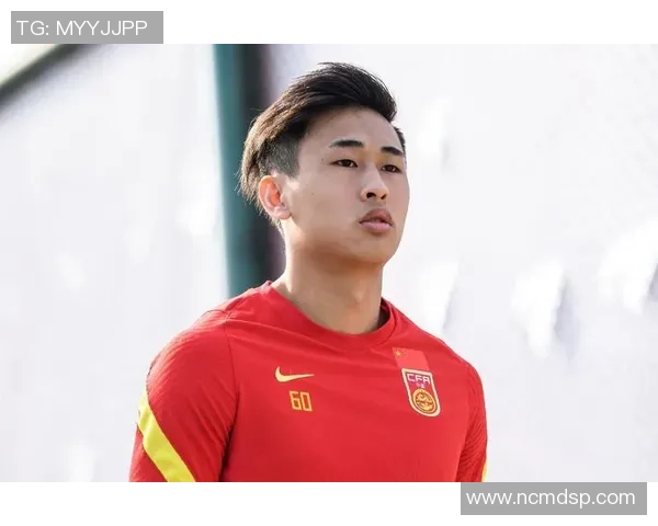 足球青铜的荣耀与梦想如何激励年轻一代追逐足球梦想的旅程